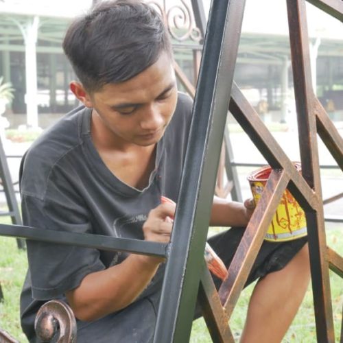 gazebo-kursi-mangkunegaran-2