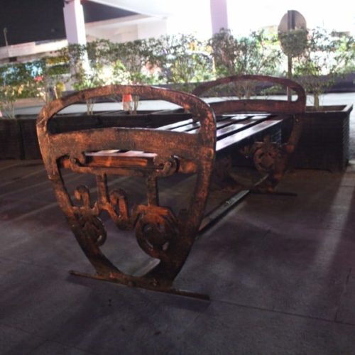 kursi-antik-stasiun-tugu-jogja-1
