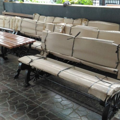 kursi-taman-villa-edensor-hills-bogor-1 kursi-taman-villa-edensor-hills-bogor-1