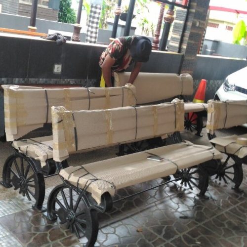 kursi-taman-villa-edensor-hills-bogor-11 kursi-taman-villa-edensor-hills-bogor-11