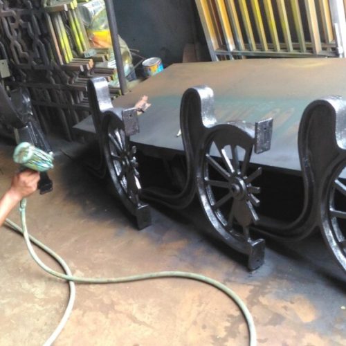 kursi-taman-villa-edensor-hills-bogor-3 kursi-taman-villa-edensor-hills-bogor-3