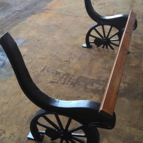 kursi-taman-villa-edensor-hills-bogor-4 kursi-taman-villa-edensor-hills-bogor-4