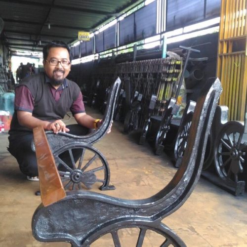 kursi-taman-villa-edensor-hills-bogor-7 kursi-taman-villa-edensor-hills-bogor-7