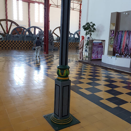 lampu-indoor-de-tjolomadoe-2