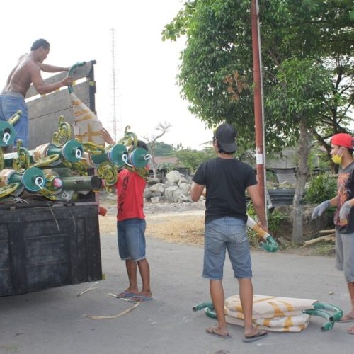 lampu-klasik-rumah-makan-bilik-jogja-11 lampu-klasik-rumah-makan-bilik-jogja-11