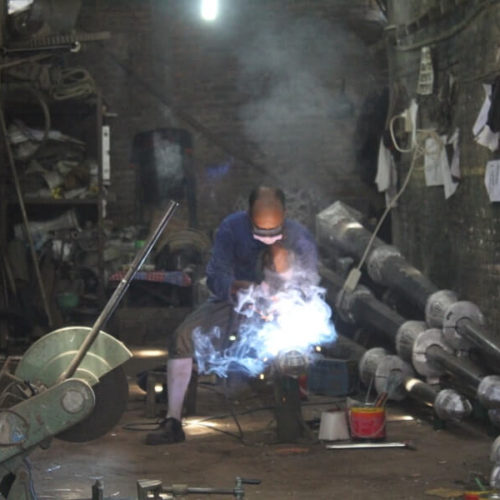 lampu-klasik-rumah-makan-bilik-jogja-2 lampu-klasik-rumah-makan-bilik-jogja-2