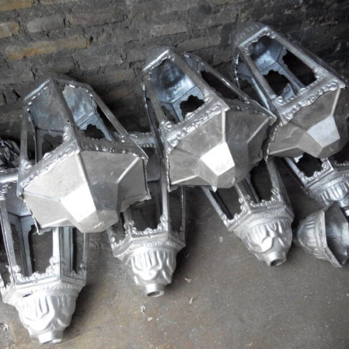 lampu-klasik-rumah-makan-bilik-jogja-5 lampu-klasik-rumah-makan-bilik-jogja-5