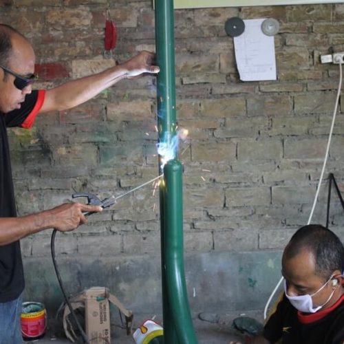 lampu-klasik-rumah-makan-bilik-jogja-8 lampu-klasik-rumah-makan-bilik-jogja-8