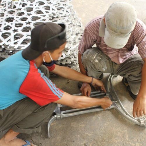 meja-cafe-semarang-13