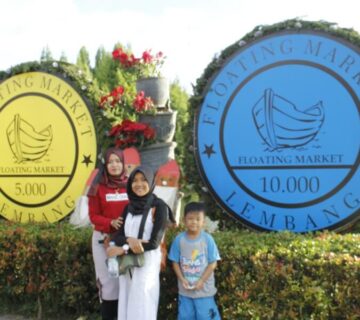 Papan nama floating market bandung 1 360x320