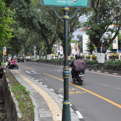 papan-nama-klasik-jogja-2