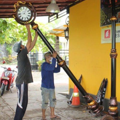 tiang-jam-pasar-peterongan-3