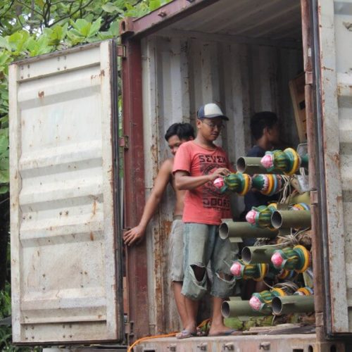 tiang-lampu-jalan-manado-11 tiang-lampu-jalan-manado-11