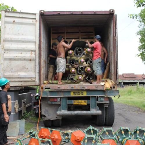 tiang-lampu-jalan-manado-4 tiang-lampu-jalan-manado-4