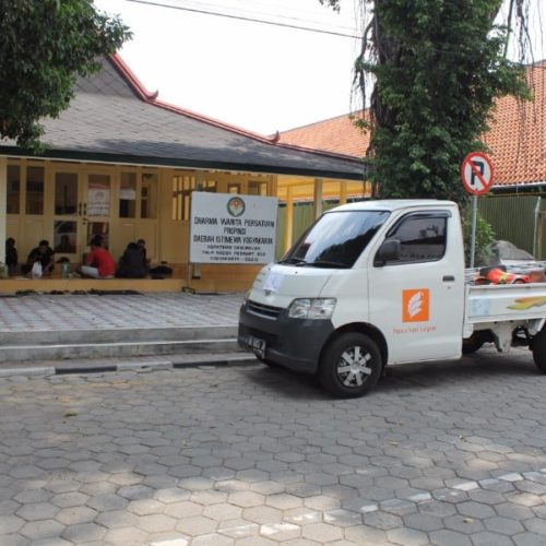 tiang-lampu-kantor-gubernur-jogja-5
