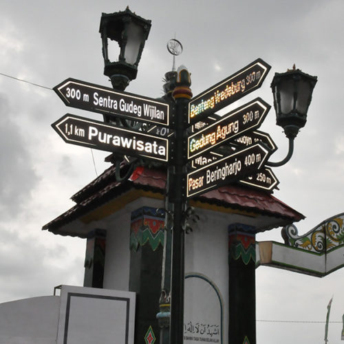tiang-penunjuk-arah-jogja-13