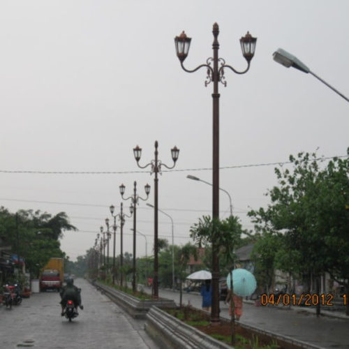 tiang-pju-semarang-2 tiang-pju-semarang-2