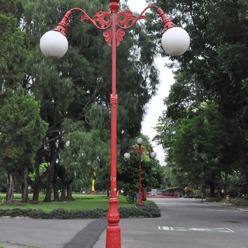 tiang-lampu-UGM-1 tiang-lampu-UGM-1