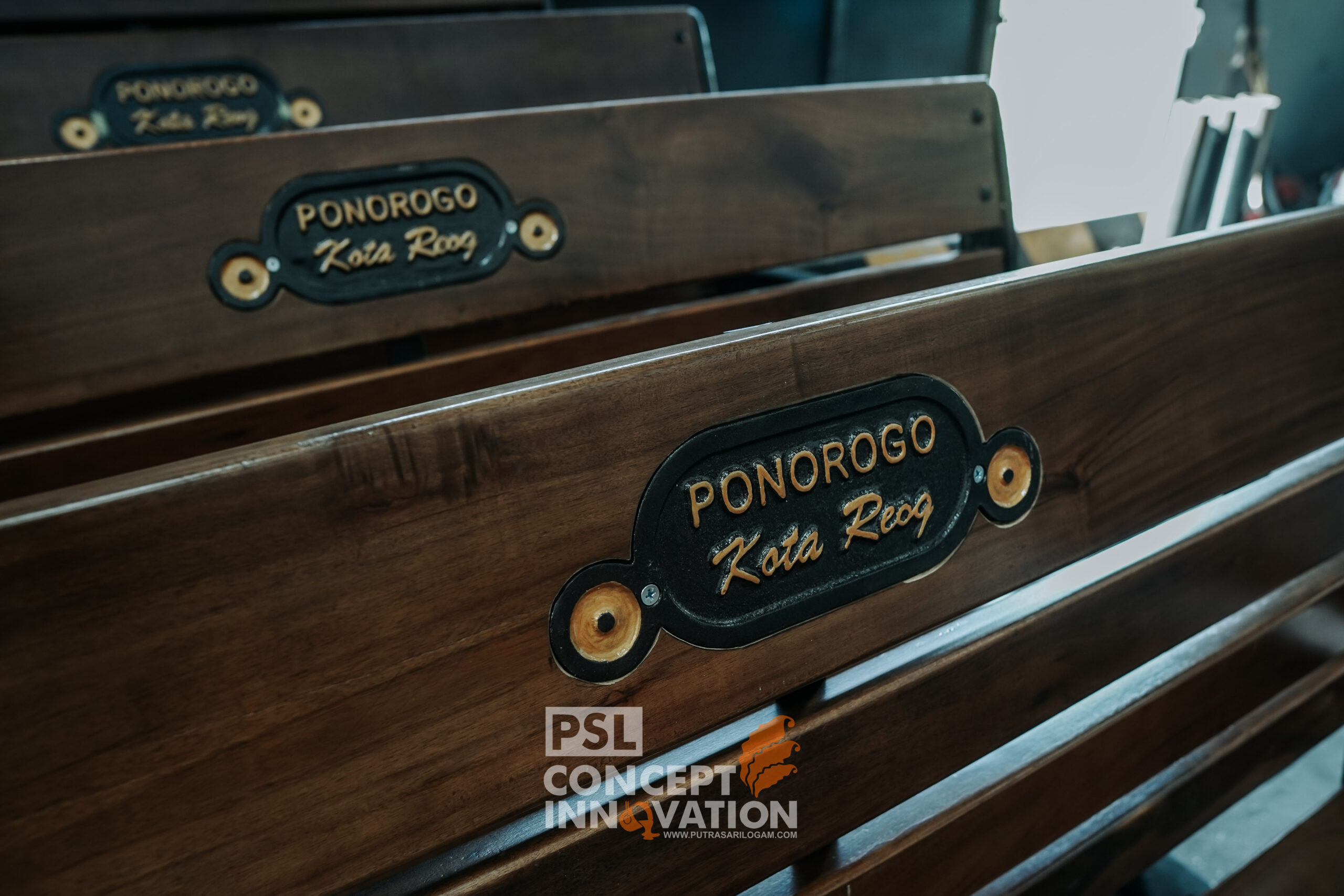 kursi ponorogo kota reog