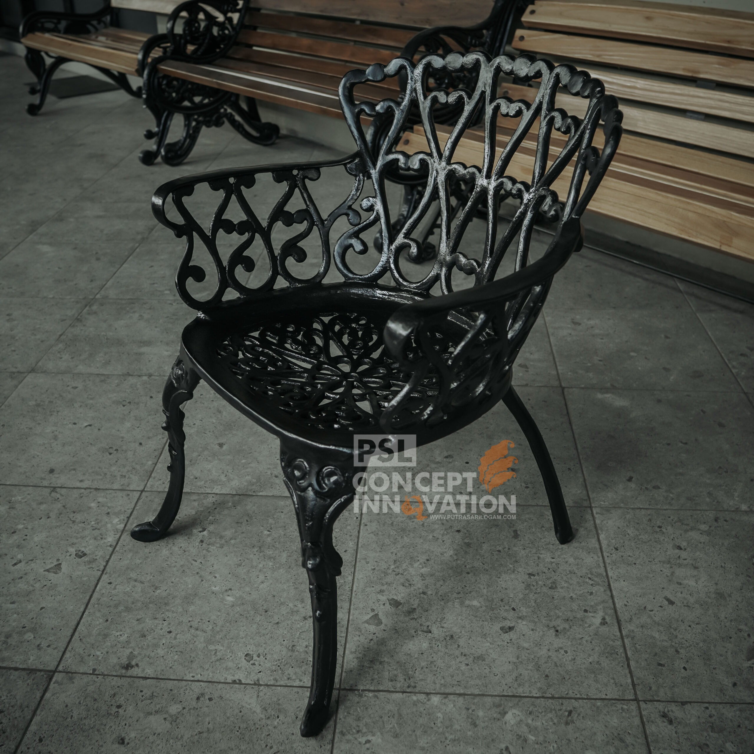 kursi gudang lampuku