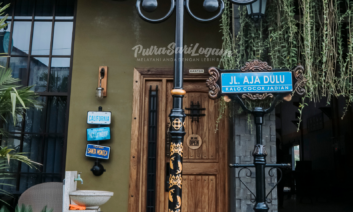 Tiang Lampu Unique Desain Untuk Kuningan Caang