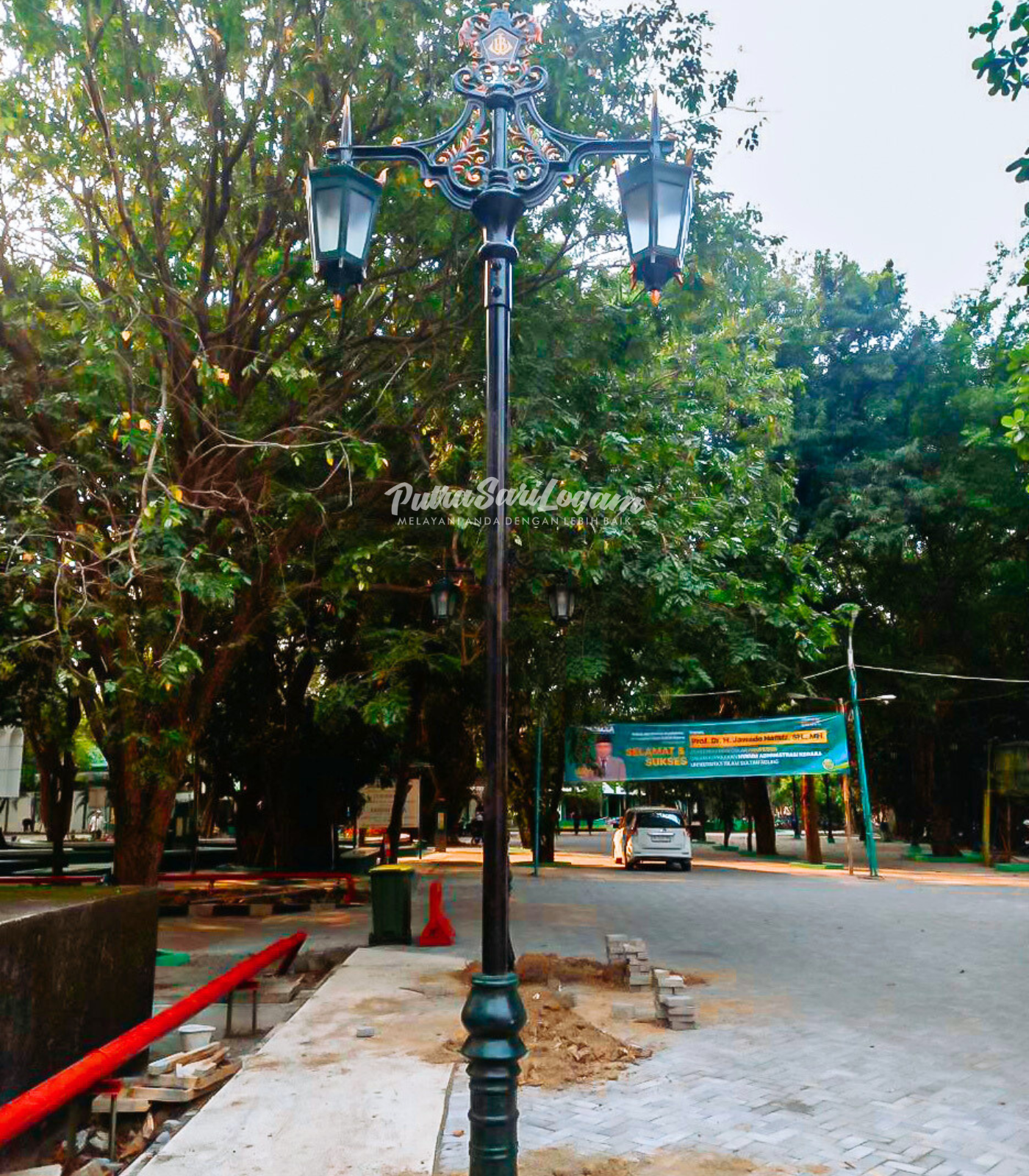 Tiang Lampu Pedestrian Untuk Unisula