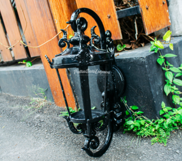 Lampu Tempel Dekoratif Untuk Suasana Outdoor