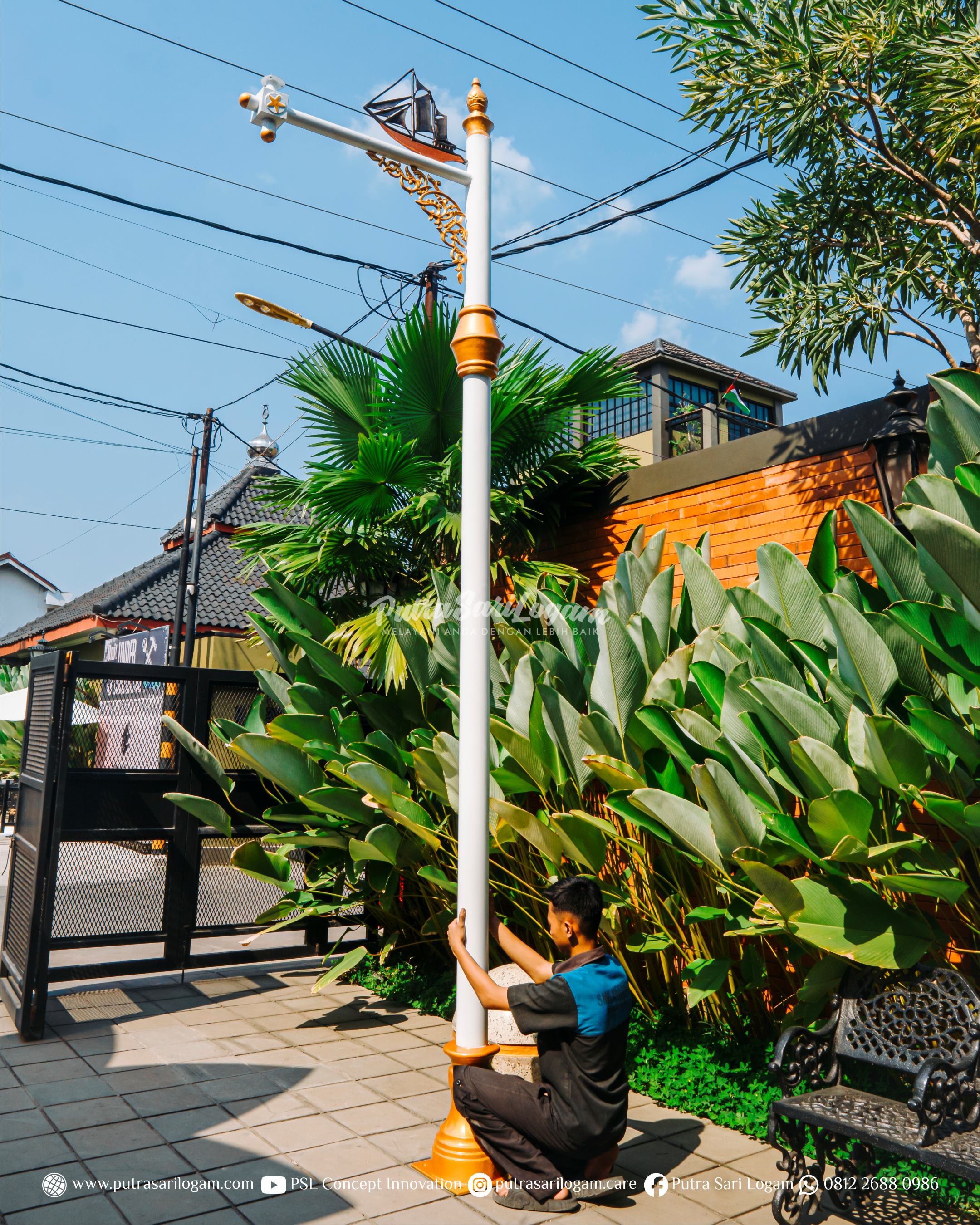 Tiang Lampu New Custom Dengan Ornament Kapal Diatasnya