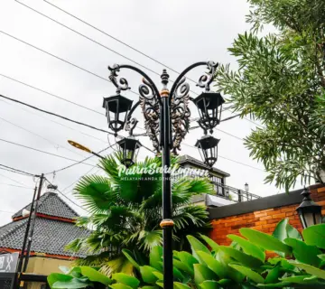 4 Cabang Tiang Lampu Penerangan Jalan Estetis Nganjuk 