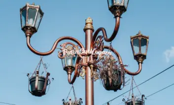 Ornamen Lampu, Fungsional Vs Dekoratif.