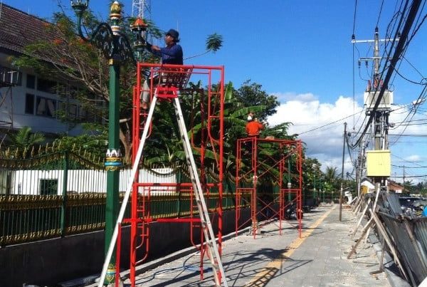 proyek tiang lampu antik cor stasiun tugu yogyakarta